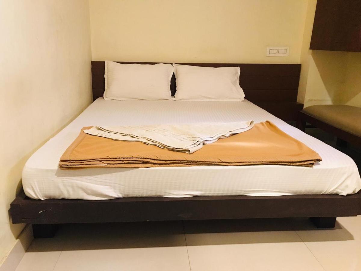 Staymaker Bright Palace Residency Shimoga Eksteriør bilde