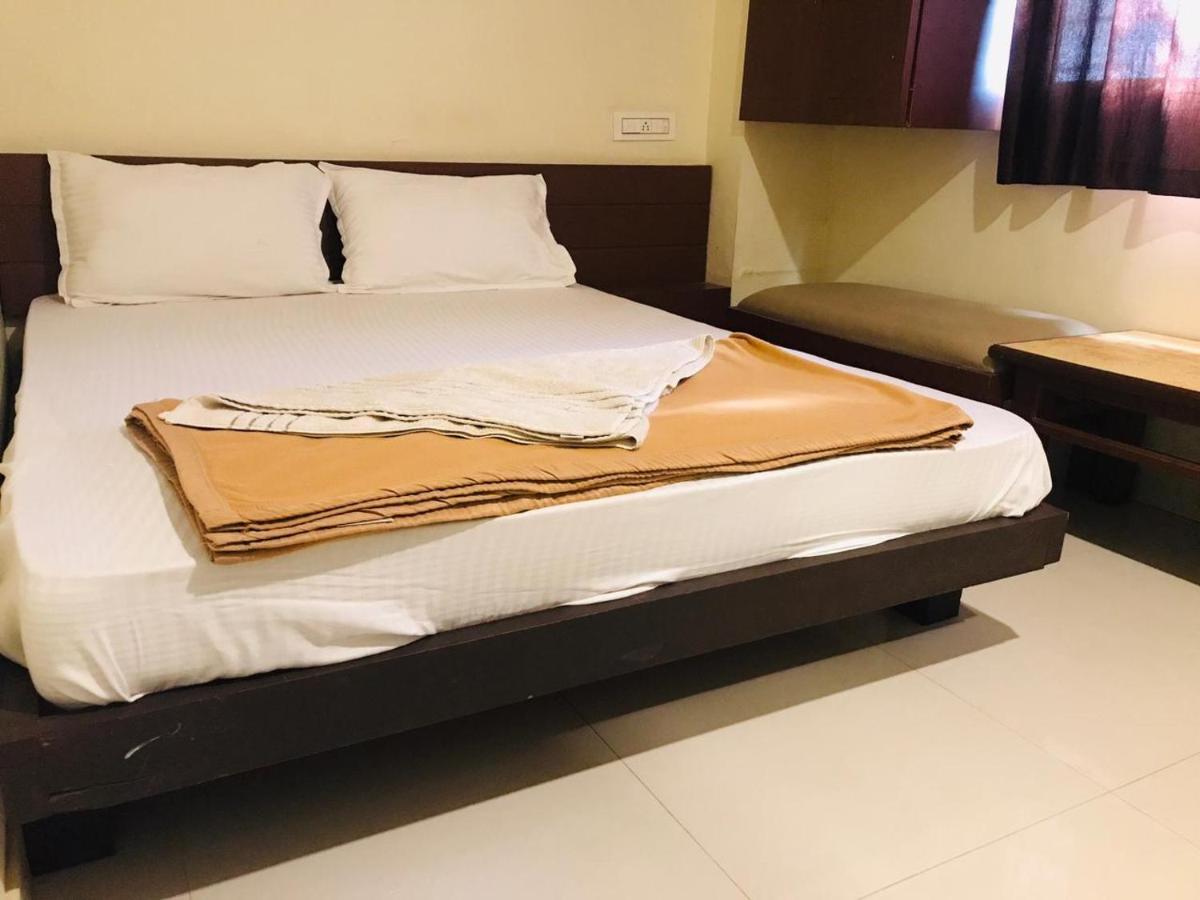 Staymaker Bright Palace Residency Shimoga Eksteriør bilde